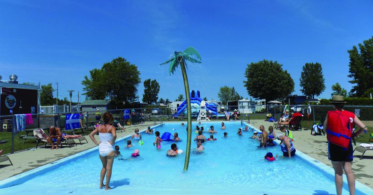Saint-Mathieu-de-Beloeil Alouette Parkbridge酒店 外观 照片